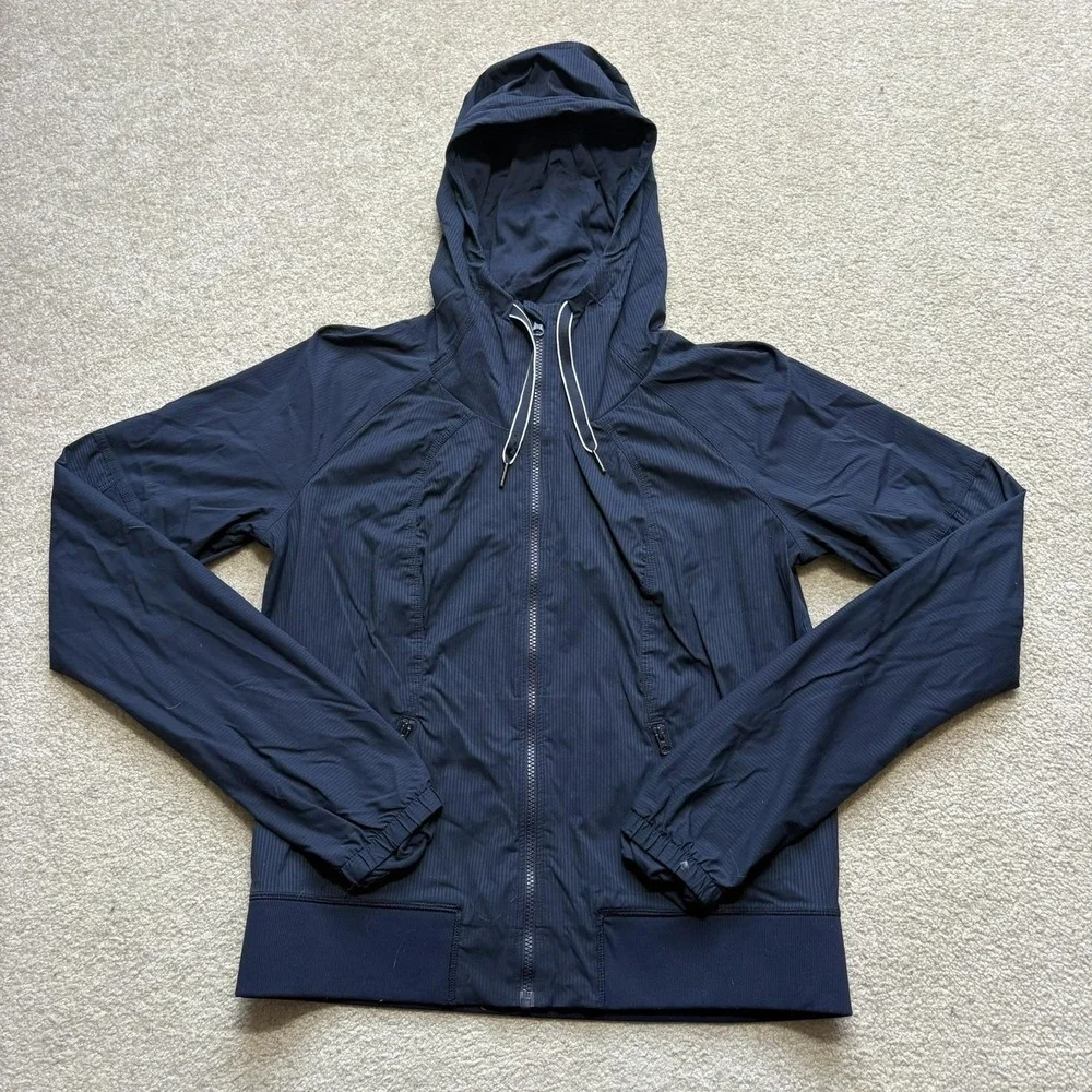 Lululemon Jacket Womens 12 Blue Hooded‎ Full Zip Striped Windbreaker Running
